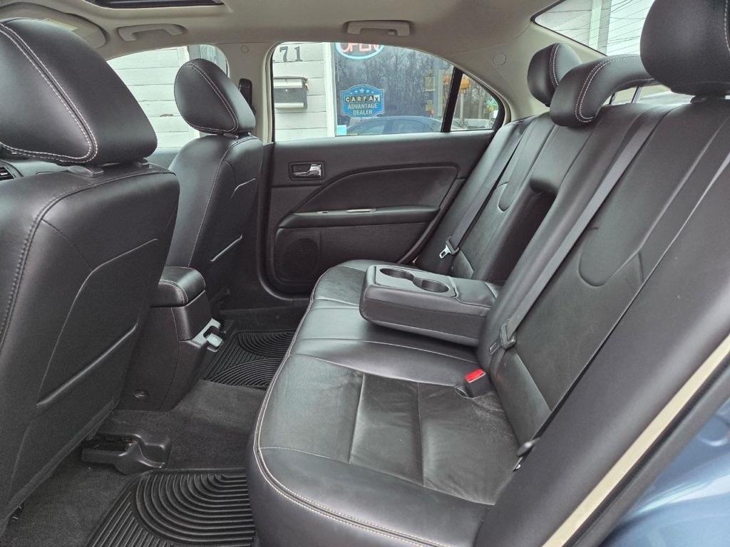 Ford Fusion Hybrid Sedan 2012