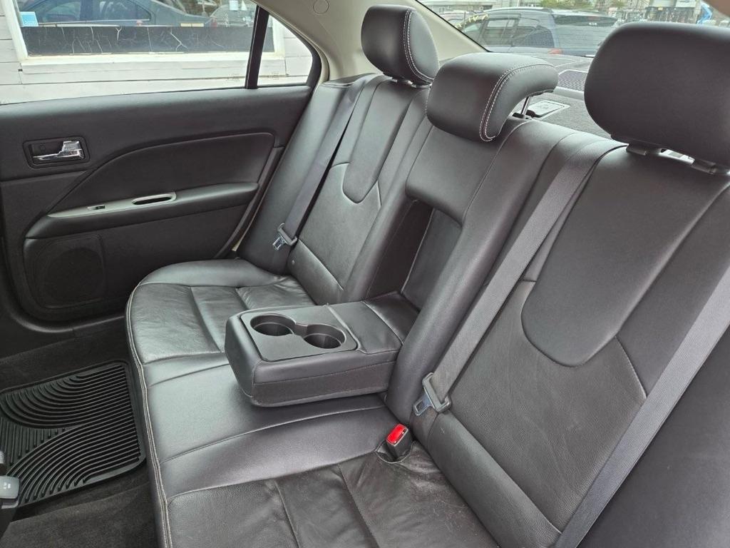 Ford Fusion Hybrid Sedan 2012