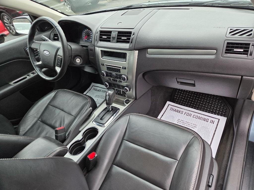 Ford Fusion Hybrid Sedan 2012