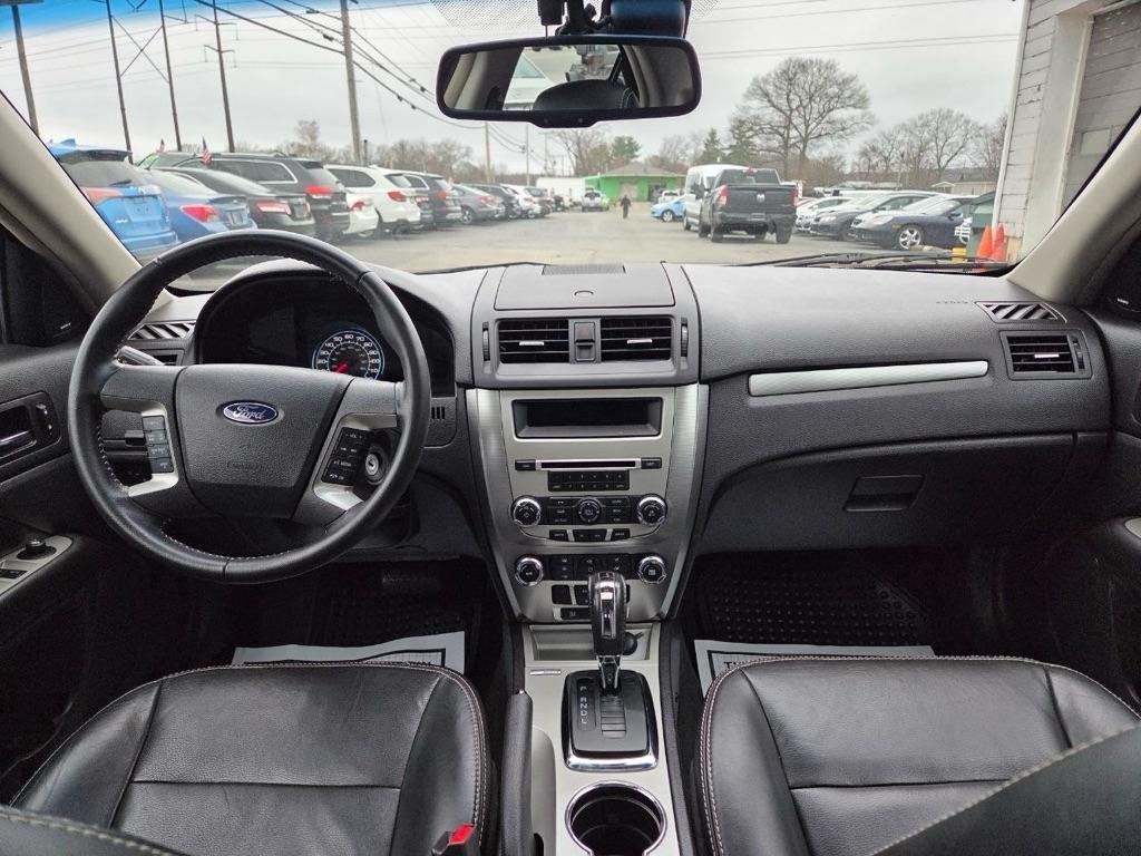 Ford Fusion Hybrid Sedan 2012