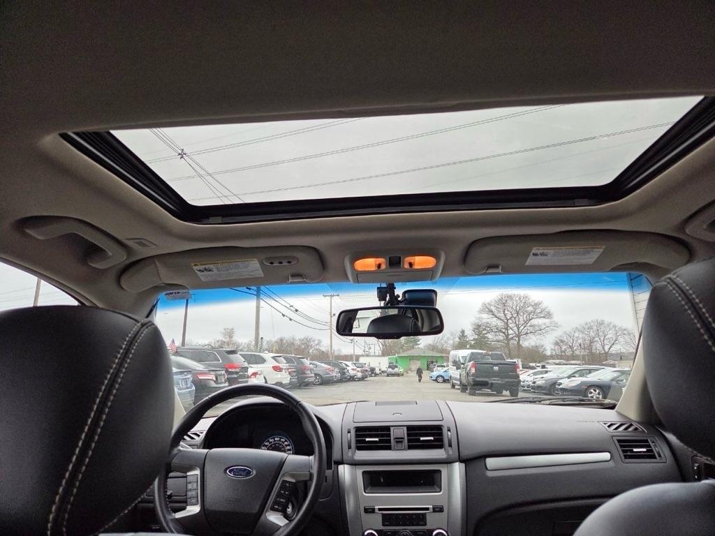 Ford Fusion Hybrid Sedan 2012