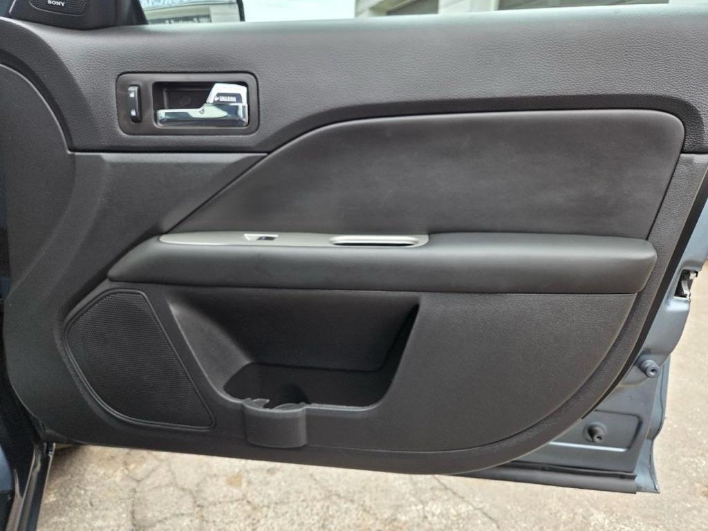 Ford Fusion Hybrid Sedan 2012