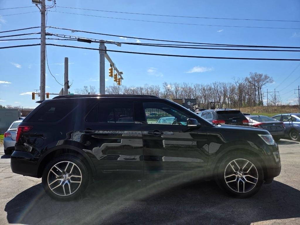 Ford Explorer Sport 4WD 2016