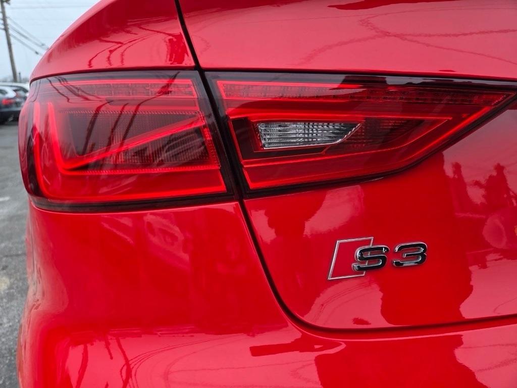 Audi S3 2.0T Premium Plus quattro 2016