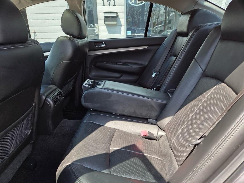 Infiniti G Sedan 37x AWD 2013