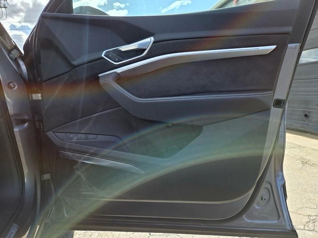 Audi E-Tron Prestige quattro 2019