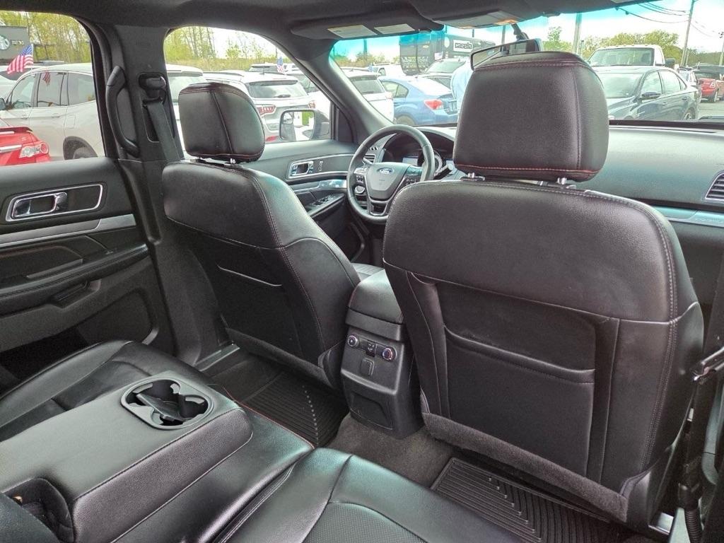 Ford Explorer Sport 4WD 2016