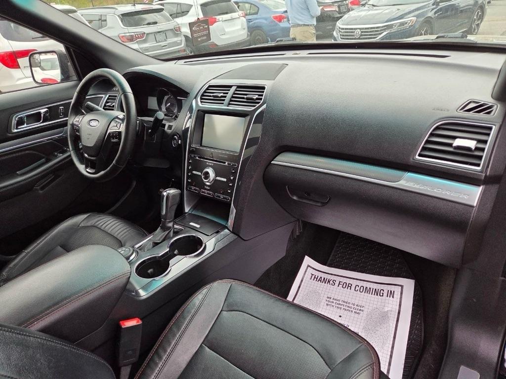 Ford Explorer Sport 4WD 2016