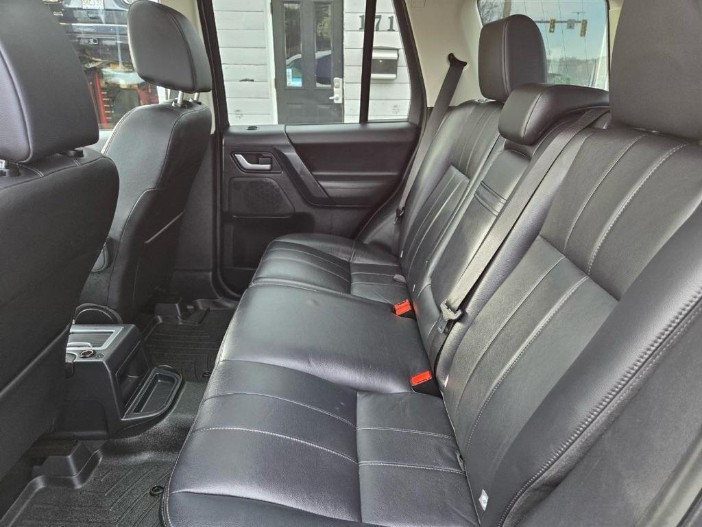 Land Rover LR2 HSE 2011