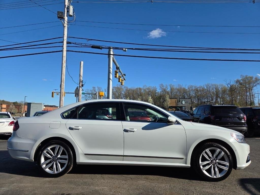 Volkswagen Passat SEL Premium 6A 2017