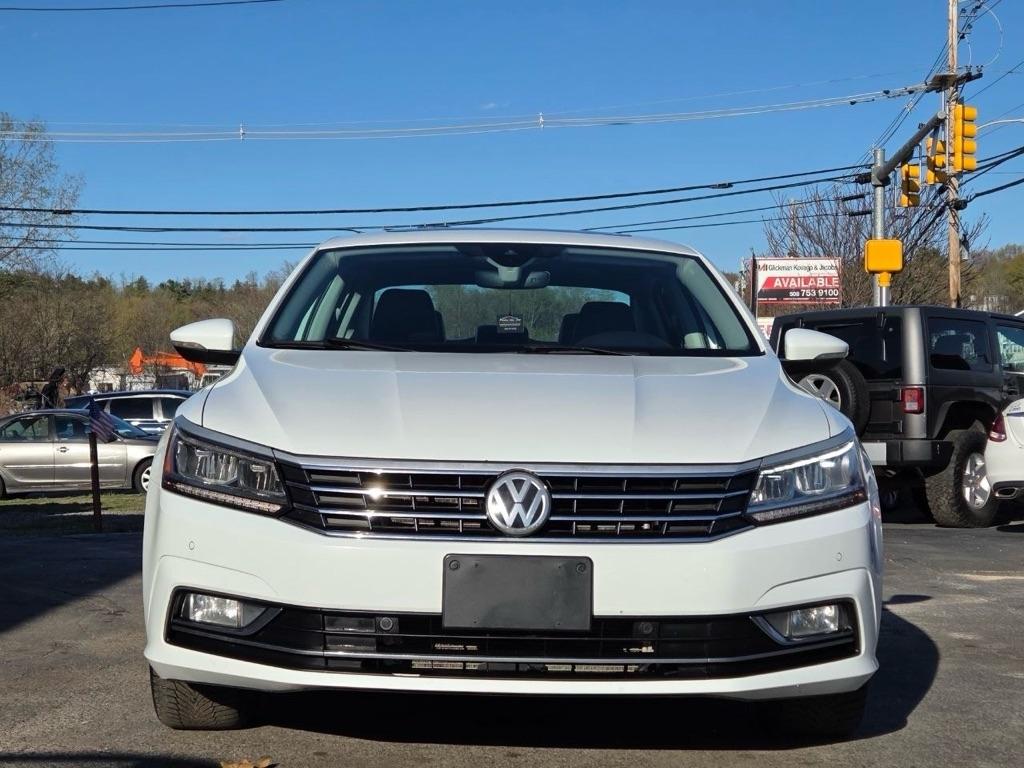 Volkswagen Passat SEL Premium 6A 2017