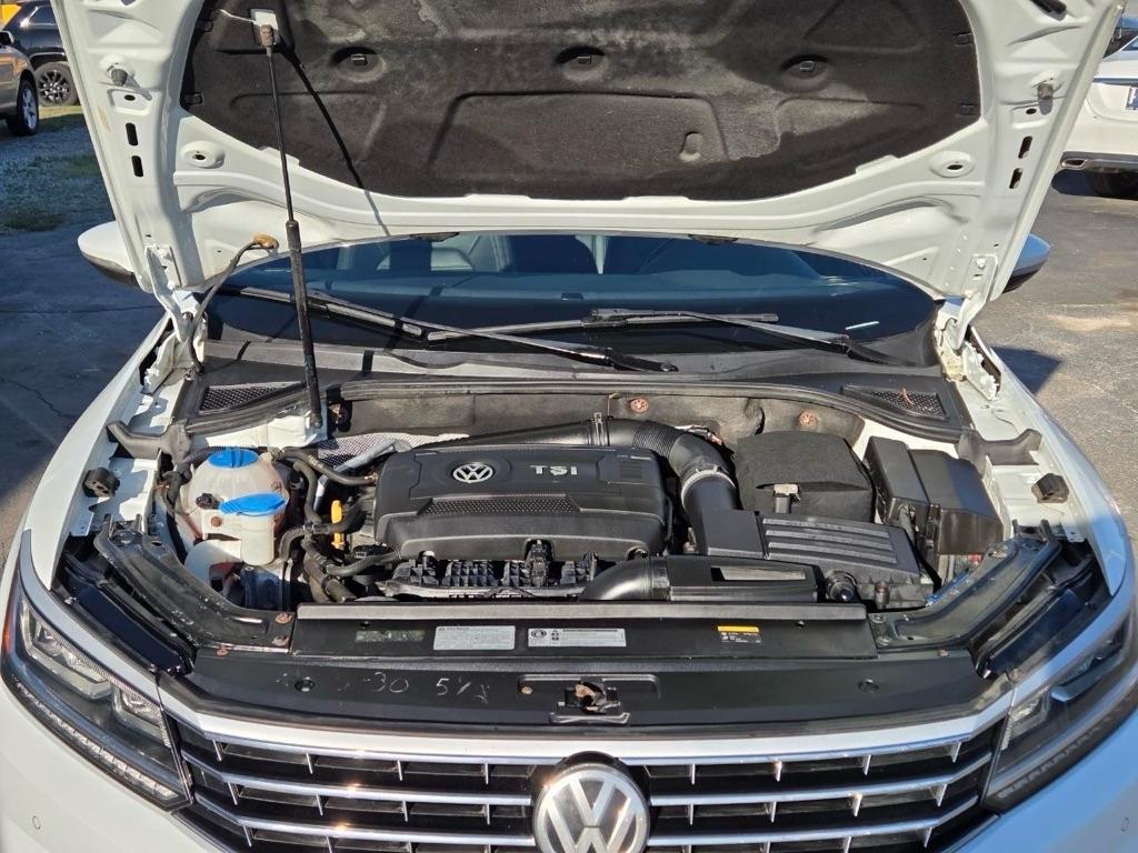 Volkswagen Passat SEL Premium 6A 2017