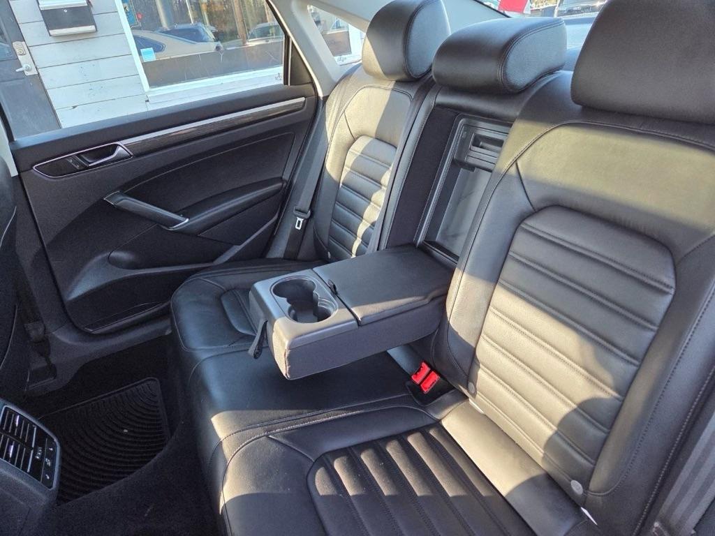 Volkswagen Passat SEL Premium 6A 2017