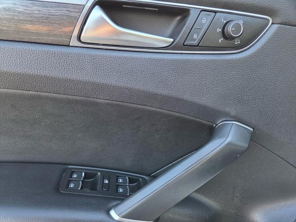 Volkswagen Passat SEL Premium 6A 2017
