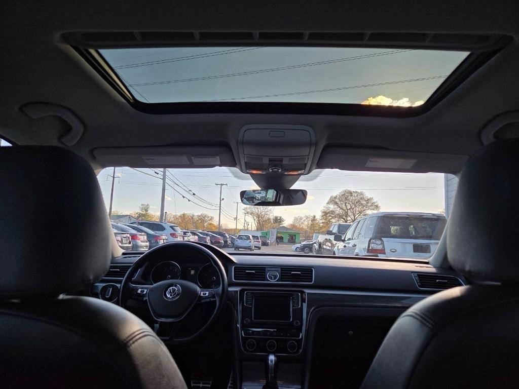 Volkswagen Passat SEL Premium 6A 2017