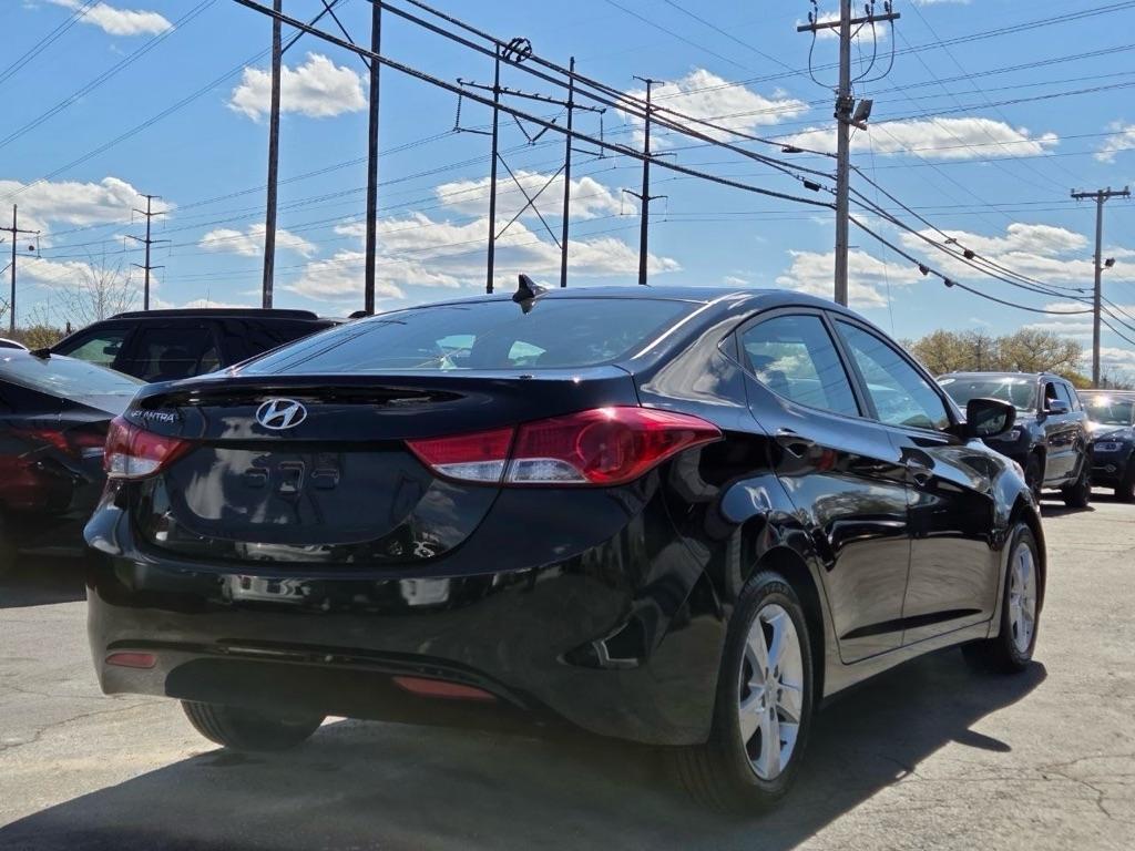 Hyundai Elantra GLS A/T 2011