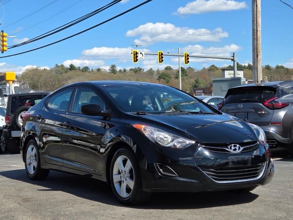 Hyundai Elantra GLS A/T 2011