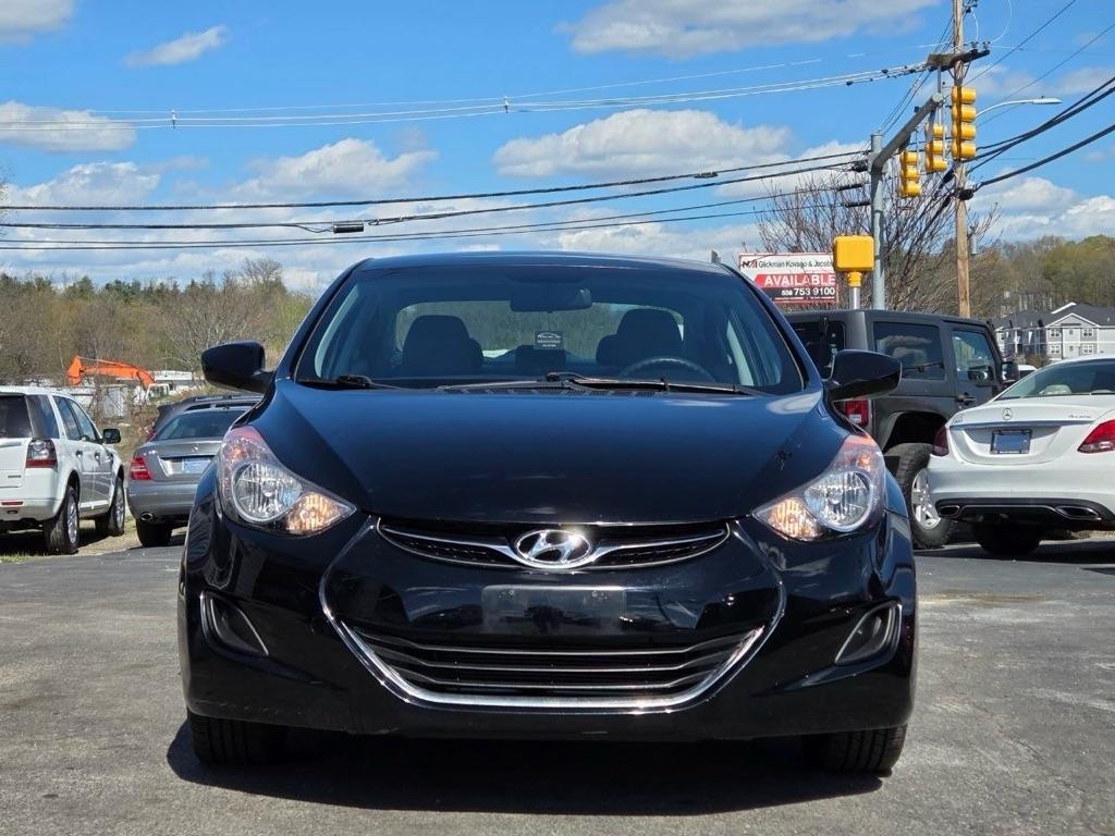 Hyundai Elantra GLS A/T 2011