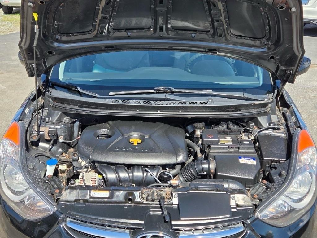 Hyundai Elantra GLS A/T 2011