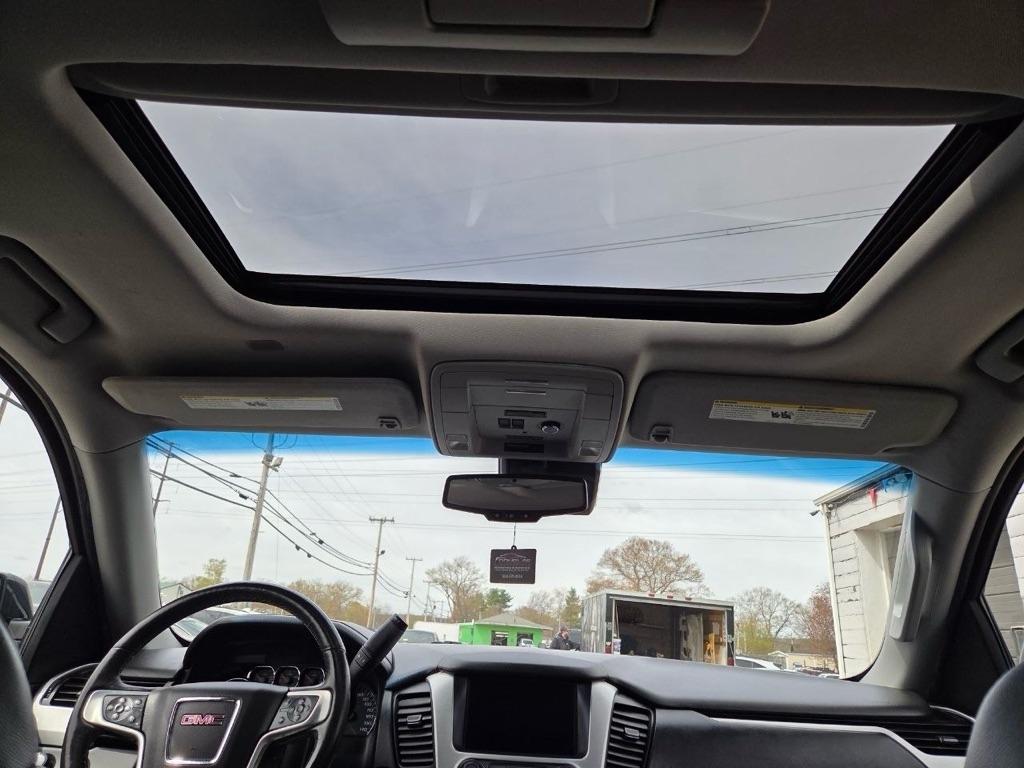 GMC Yukon SLT 4WD 2018