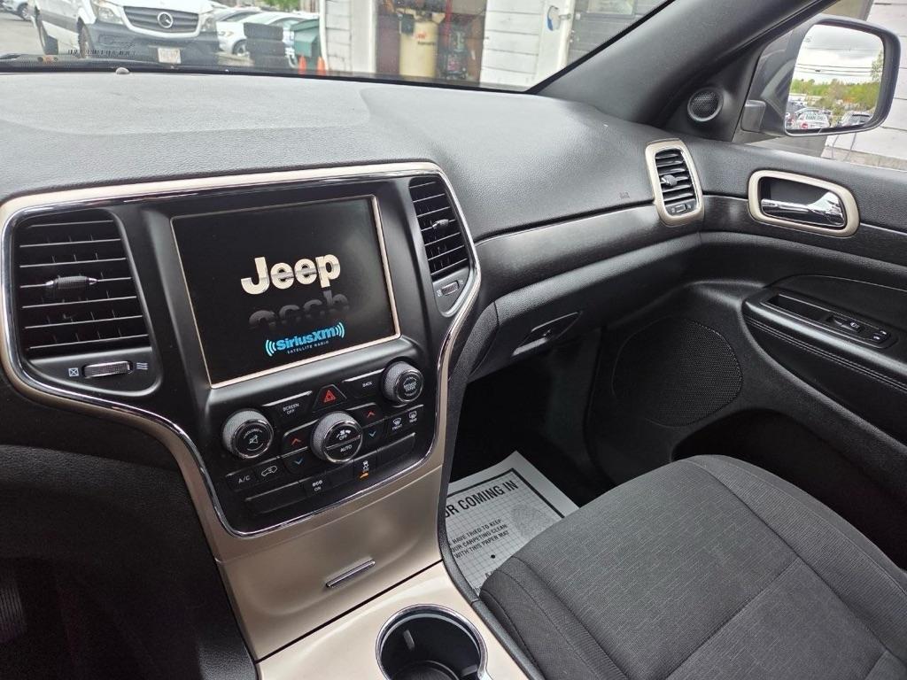 Jeep Grand Cherokee Laredo 4WD 2014