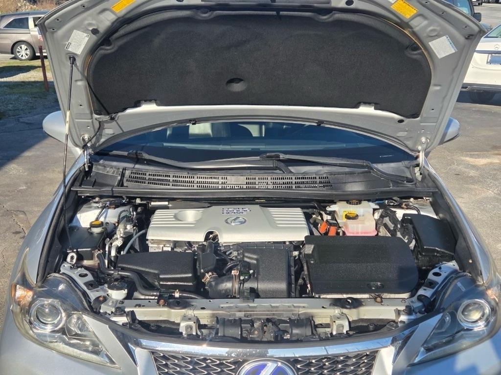 Lexus CT 200h F SPORT 2013