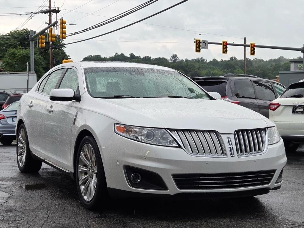Lincoln MKS 3.5L with EcoBoost AWD 2010