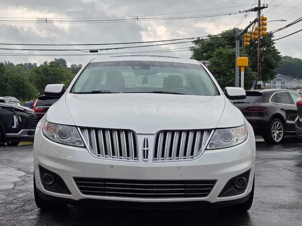 Lincoln MKS 3.5L with EcoBoost AWD 2010