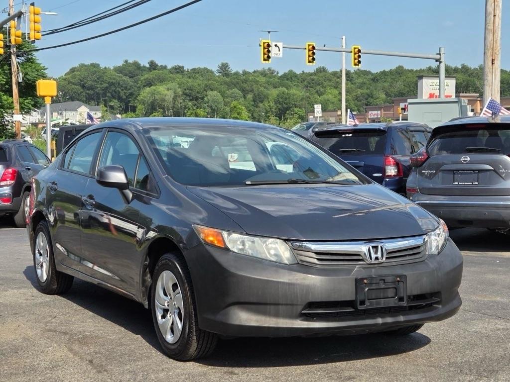 Honda Civic LX Sedan 5-Speed AT 2012