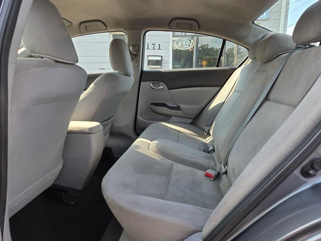 Honda Civic LX Sedan 5-Speed AT 2012