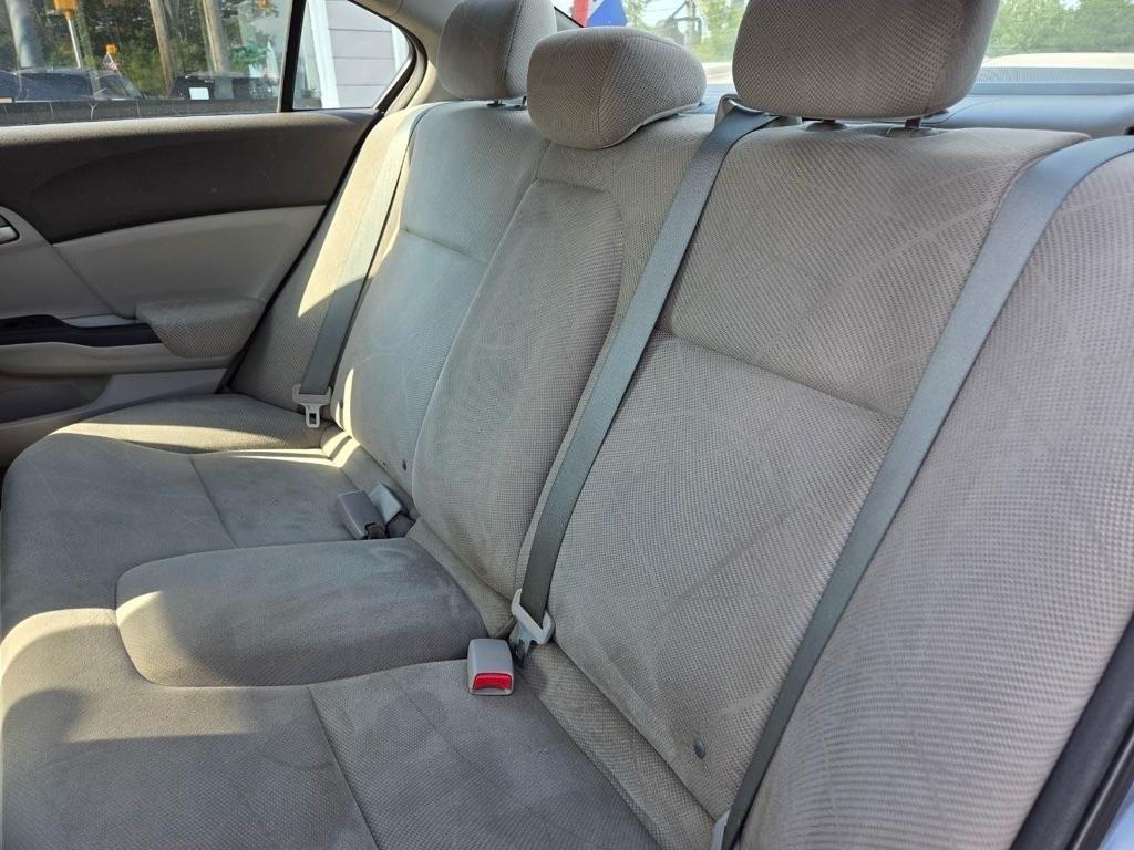 Honda Civic LX Sedan 5-Speed AT 2012