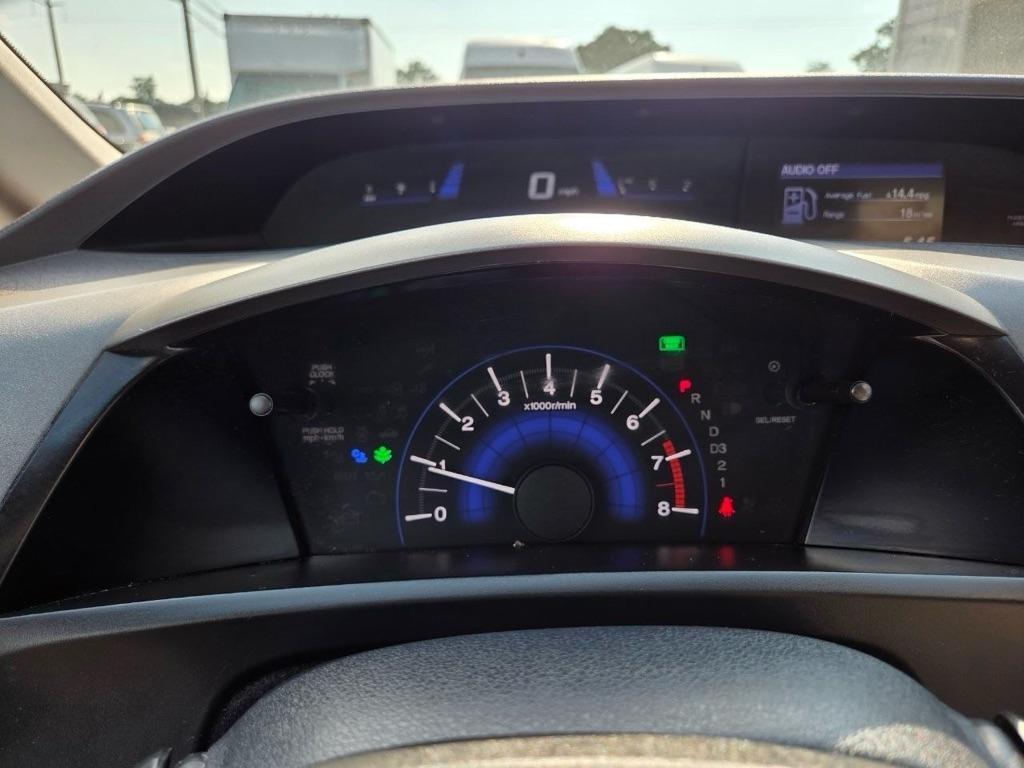 Honda Civic LX Sedan 5-Speed AT 2012