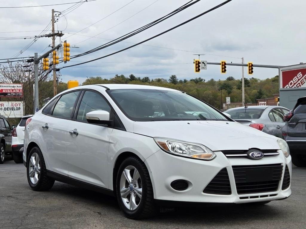 Ford Focus SE Sedan 2013