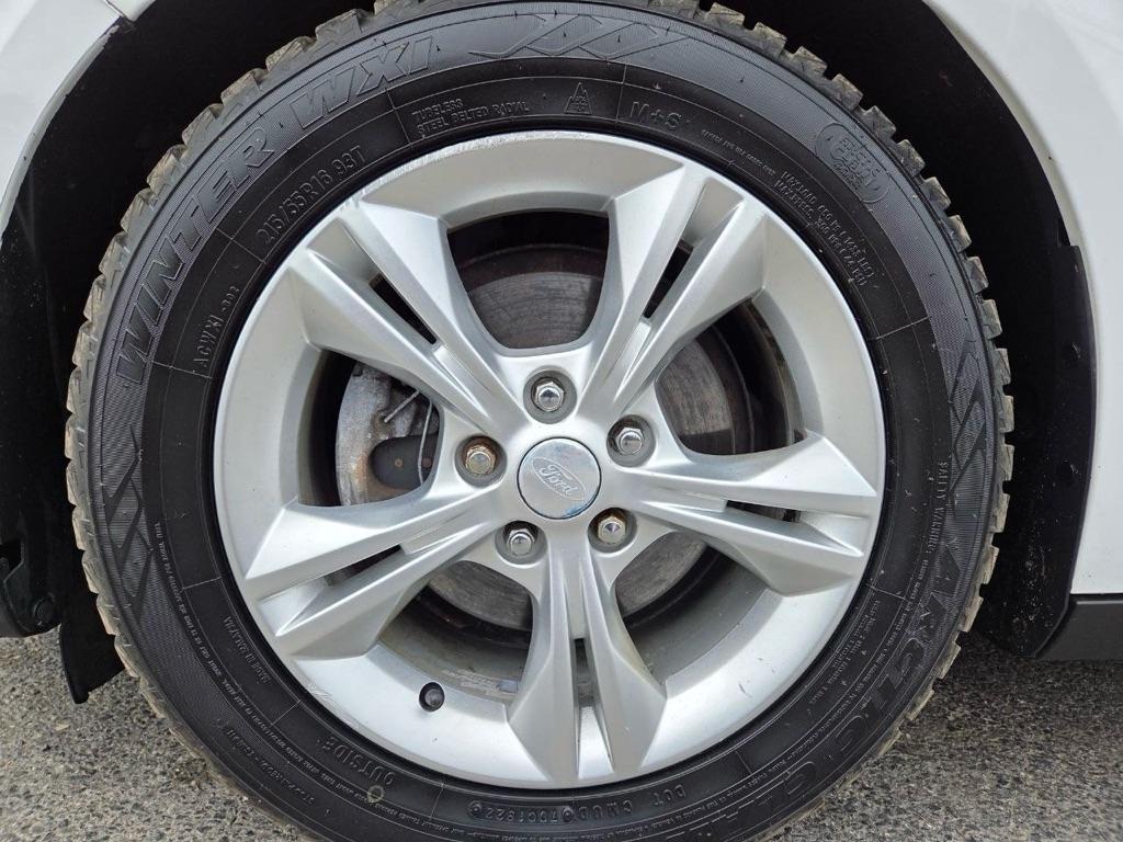 Ford Focus SE Sedan 2013