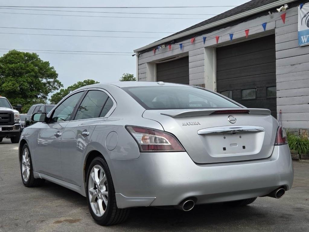 Nissan Maxima SV 2014