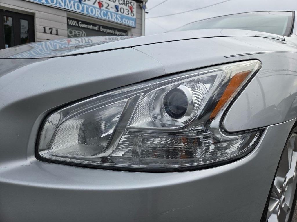 Nissan Maxima SV 2014