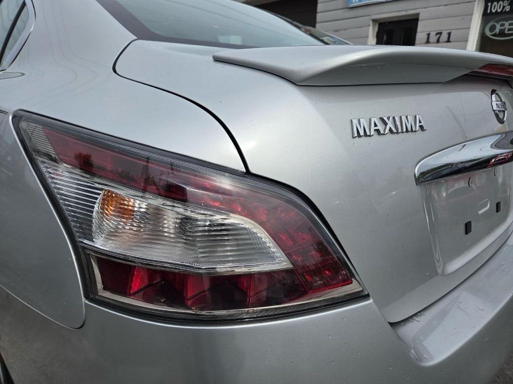 Nissan Maxima SV 2014
