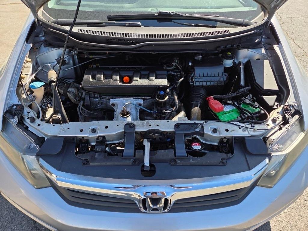 Honda Civic EX-L Sedan 5-Speed AT 2012