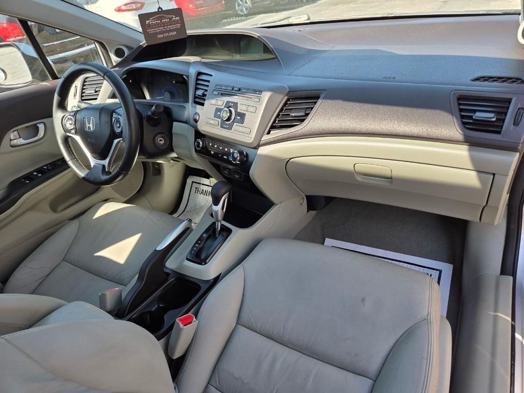 Honda Civic EX-L Sedan 5-Speed AT 2012