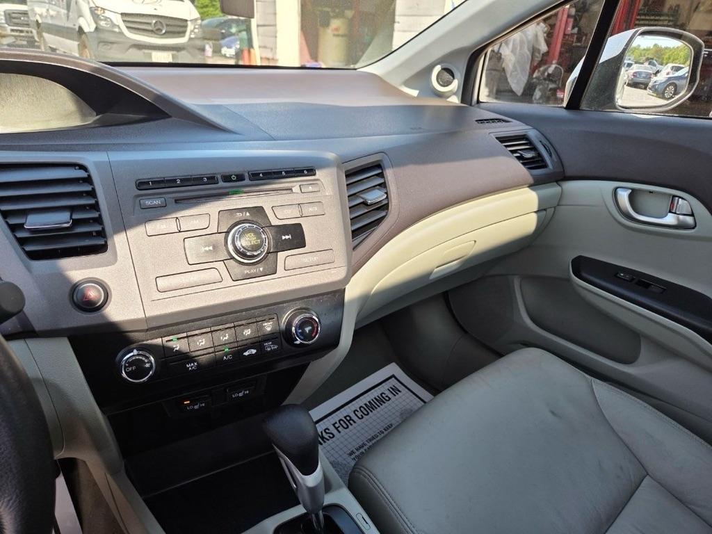 Honda Civic EX-L Sedan 5-Speed AT 2012