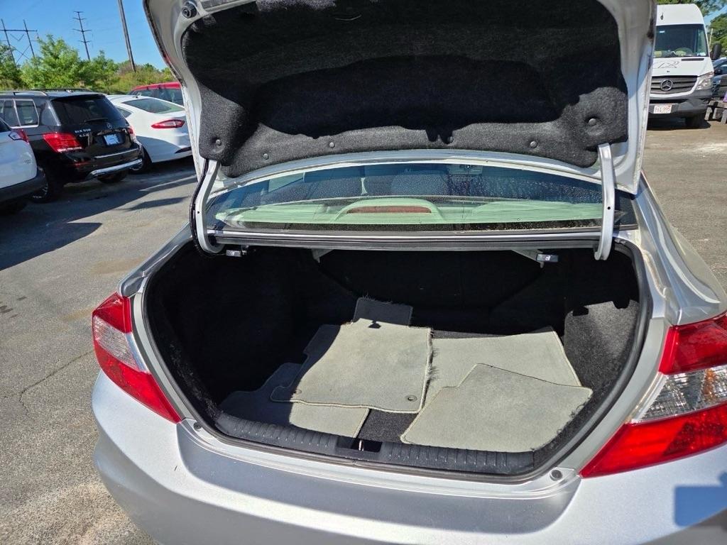 Honda Civic EX-L Sedan 5-Speed AT 2012