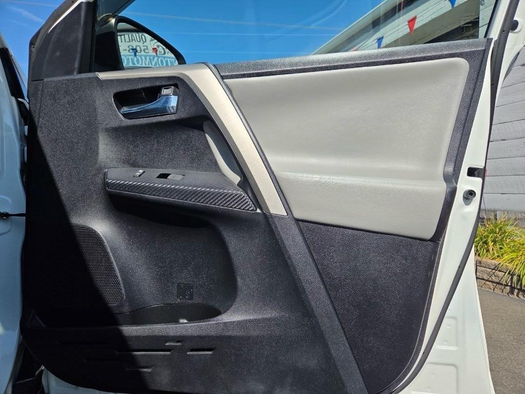 Toyota RAV4 Limited AWD 2015