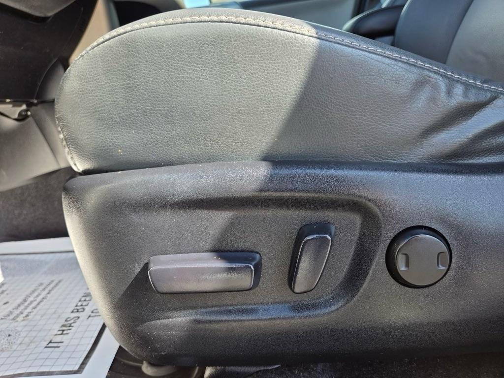Toyota RAV4 Limited AWD 2015