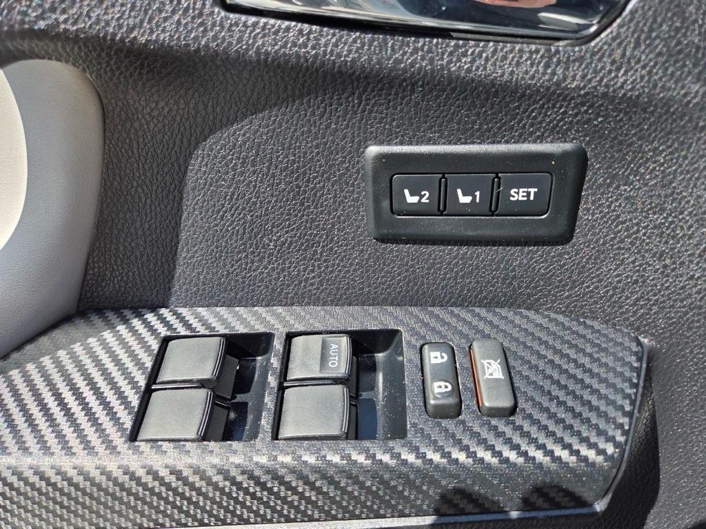 Toyota RAV4 Limited AWD 2015