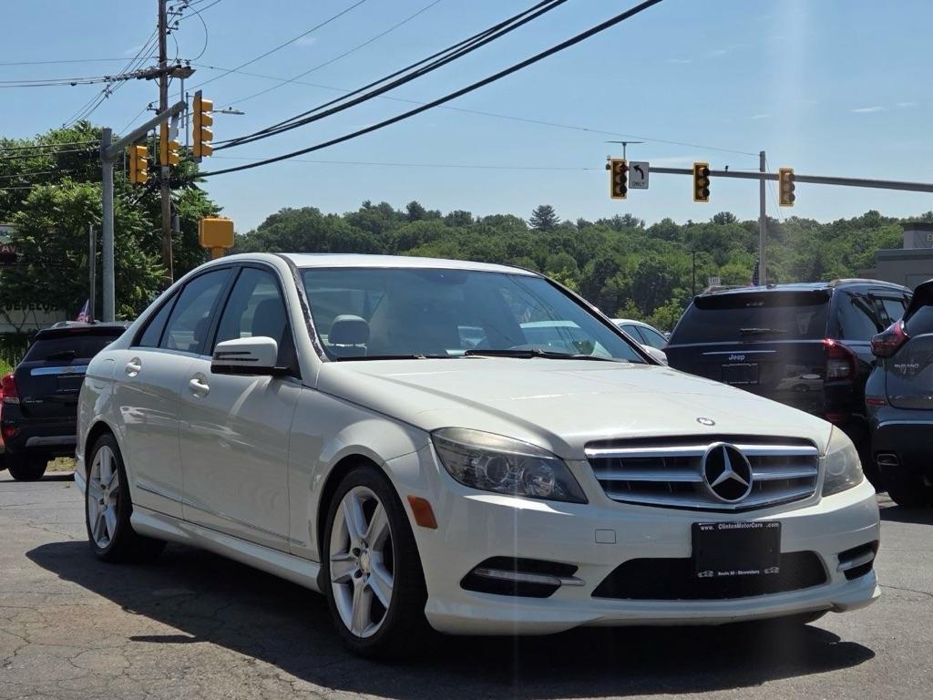 Mercedes-Benz C-Class C300 4MATIC Sport Sedan 2011