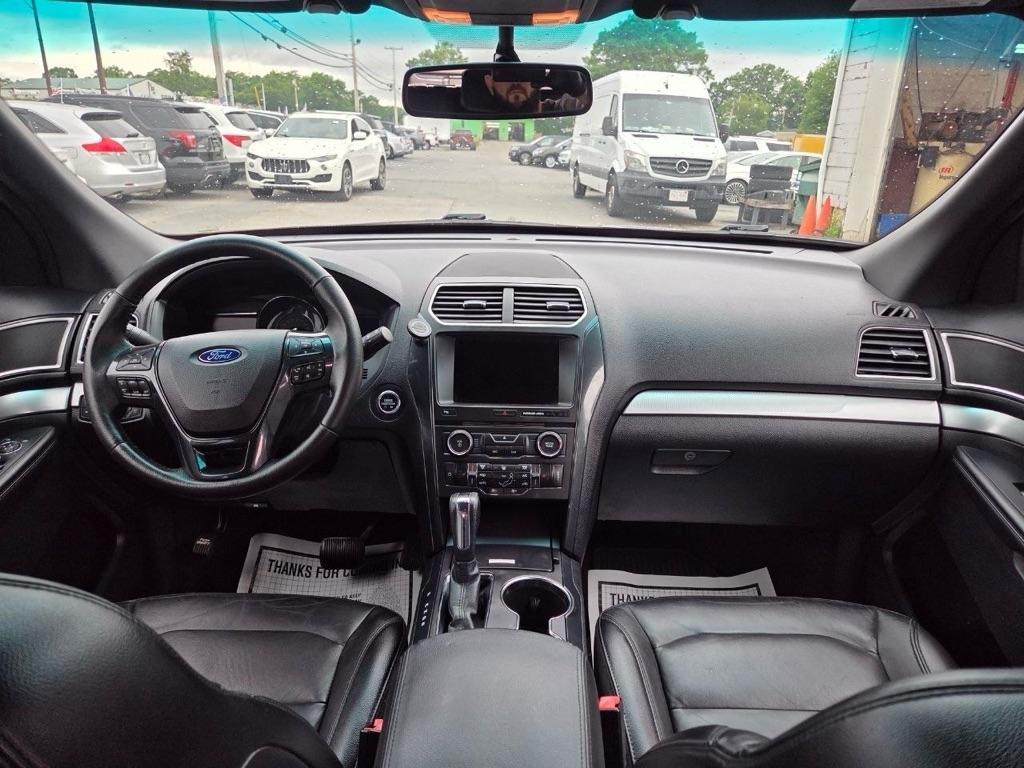 Ford Explorer XLT 4WD 2016