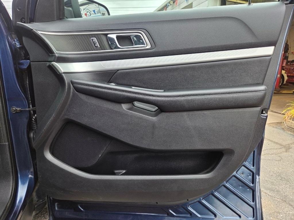 Ford Explorer XLT 4WD 2016