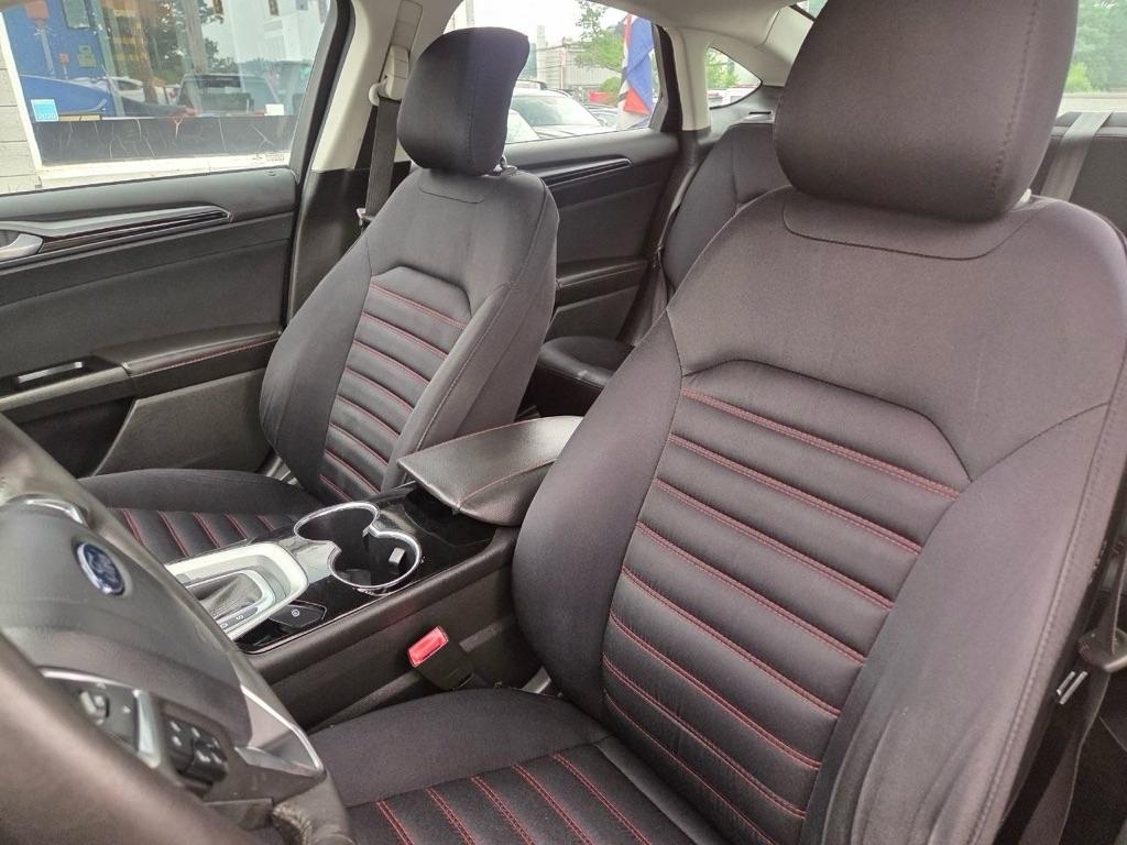 Ford Fusion SE 2014