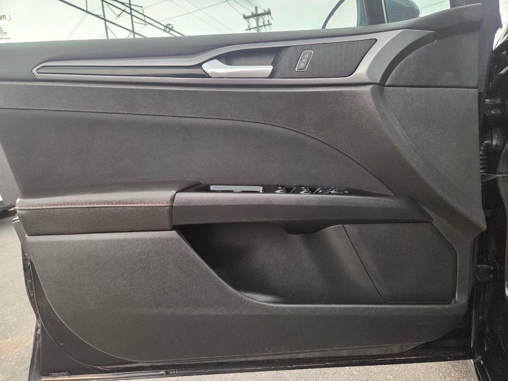 Ford Fusion SE 2014