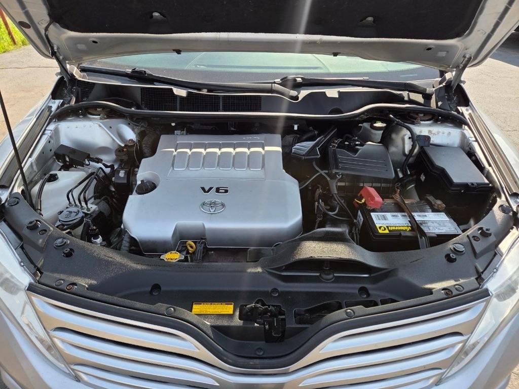 Toyota Venza LE V6 AWD 2012